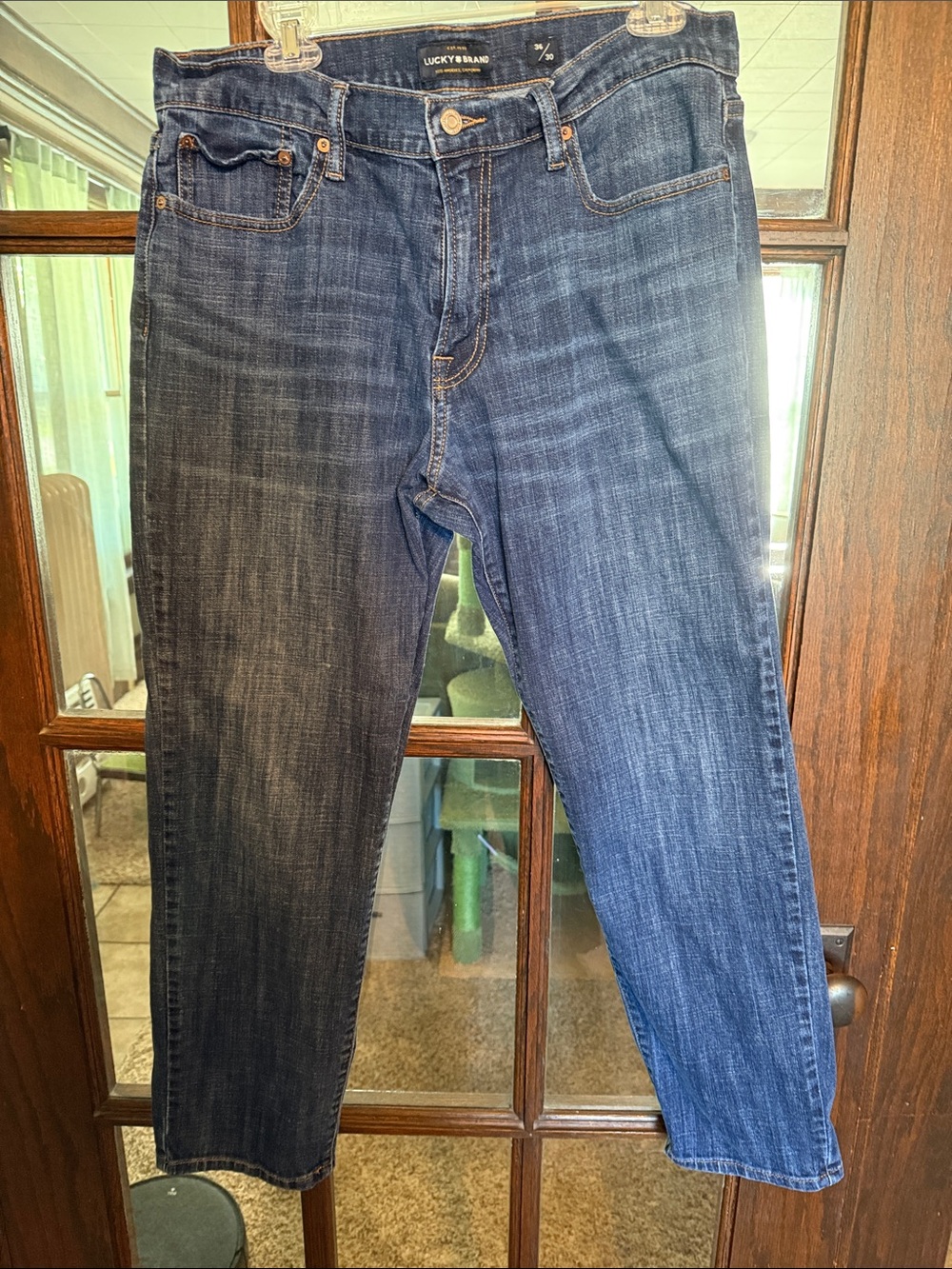 Lucky Brand 221 Straight Leg Blue Jeans Mens 36x30 Medium Dark Wash Americana